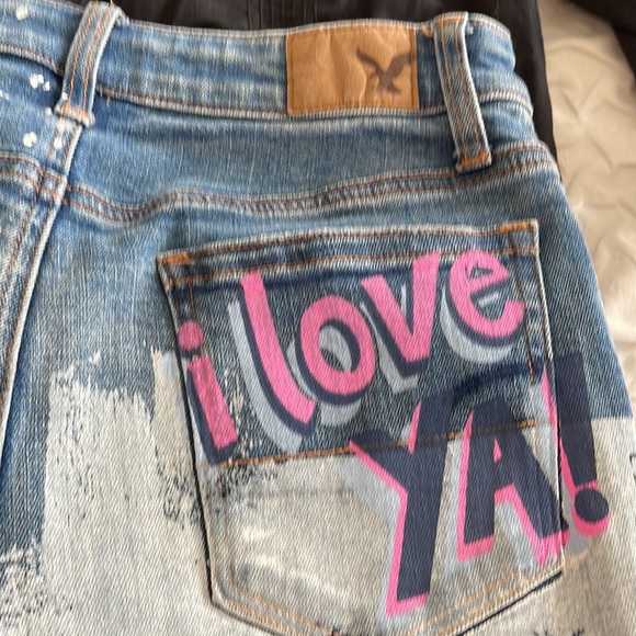 American Eagle Outfitters Distressed Jean Shorts - Picture 9 of 11